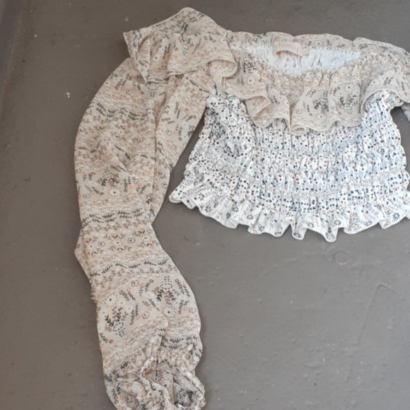 Top - Picture 2 of 3